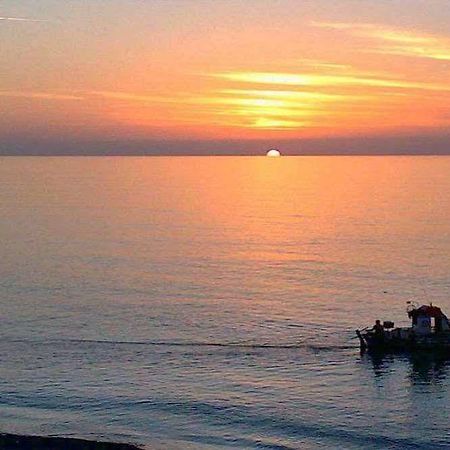 Blue Coral Beach Villas Paphos Ngoại thất bức ảnh