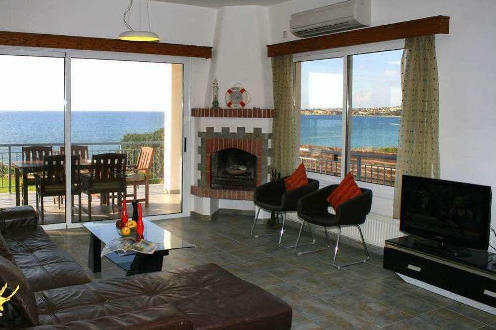 Blue Coral Beach Villas Paphos Ngoại thất bức ảnh