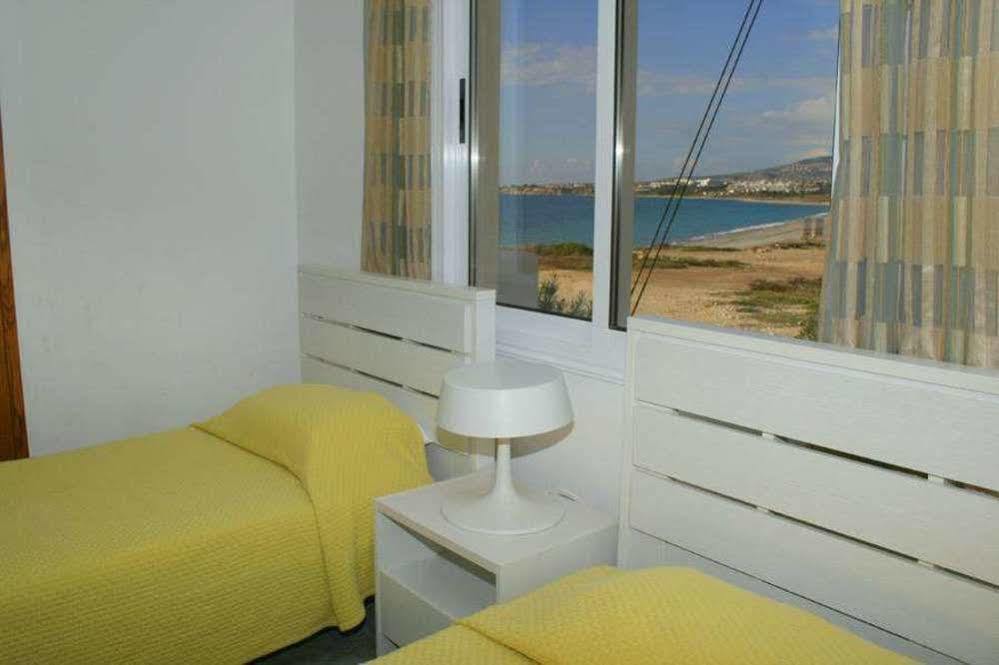 Blue Coral Beach Villas Paphos Ngoại thất bức ảnh