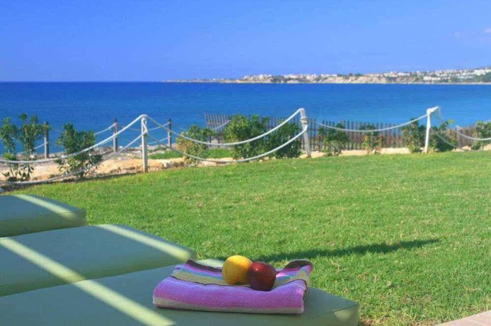 Blue Coral Beach Villas Paphos Ngoại thất bức ảnh